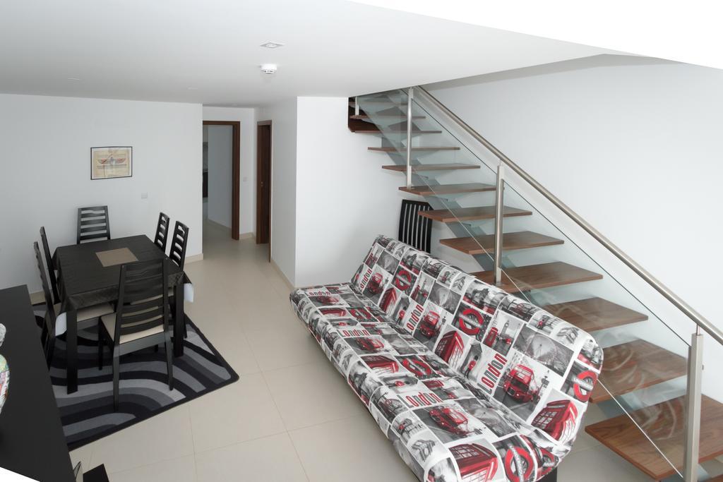 Peralux Hotel Luaran gambar